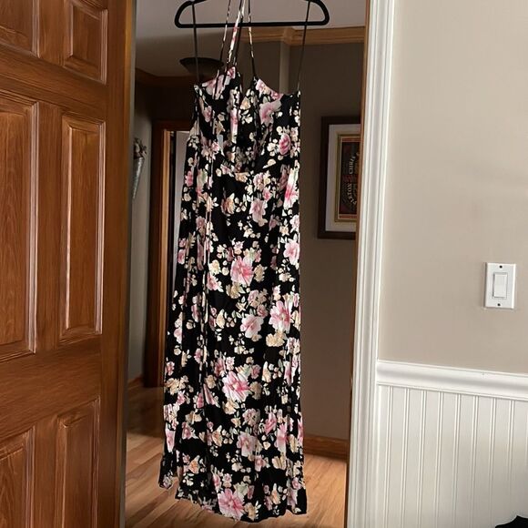 Halter Floral Summer Maxi Dress - Picture 7 of 7